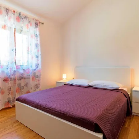 Jadran - Lbn310 By Interhome 度假居 *